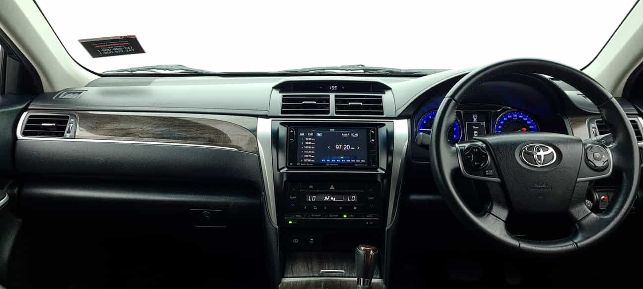 terpakai 2017 Toyota CAMRY GX 2.0