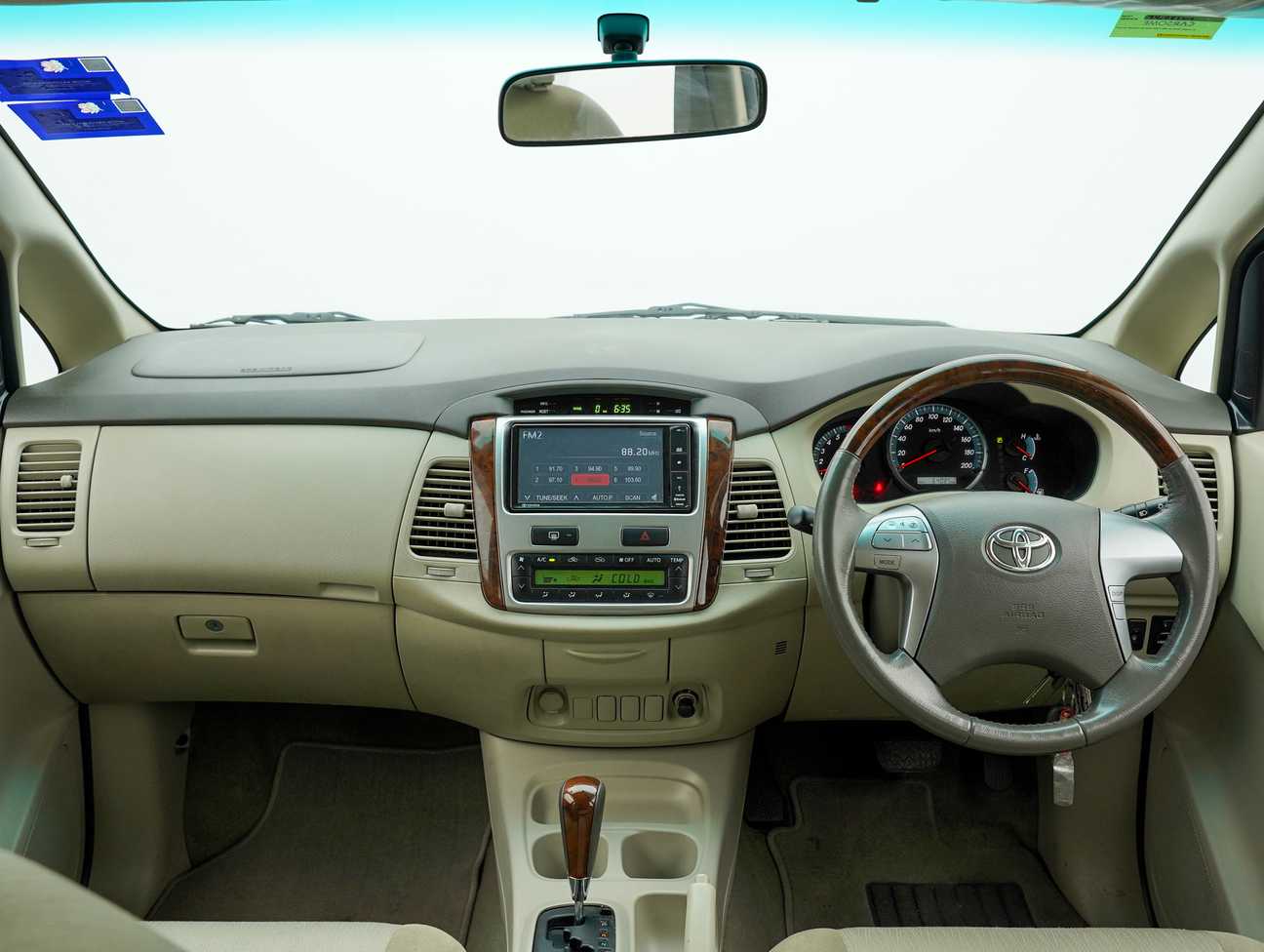 used 2014 Toyota INNOVA G 2.0