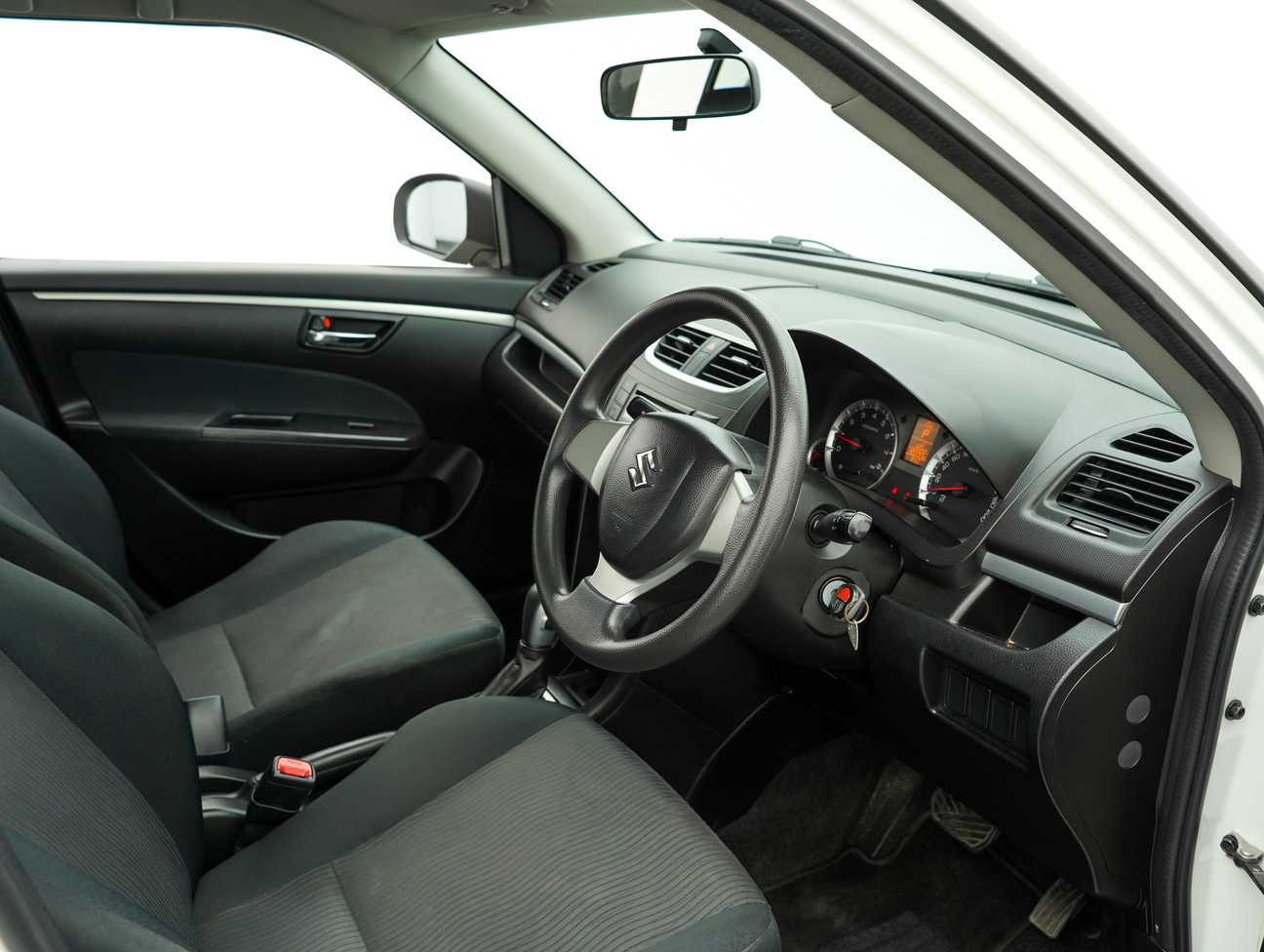 used 2014 Suzuki Swift GL 1.4