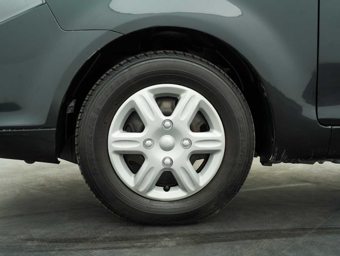 used 2014 Proton Saga SV 1.3