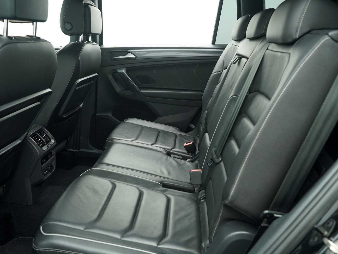 used 2021 Volkswagen Tiguan Allspace R-Line 4MOTION 2.0