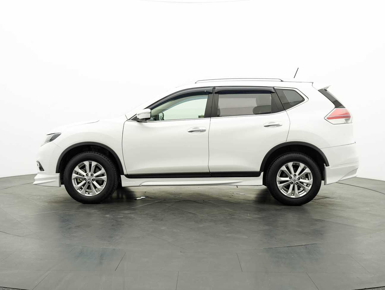 terpakai 2017 Nissan X-Trail  2.0