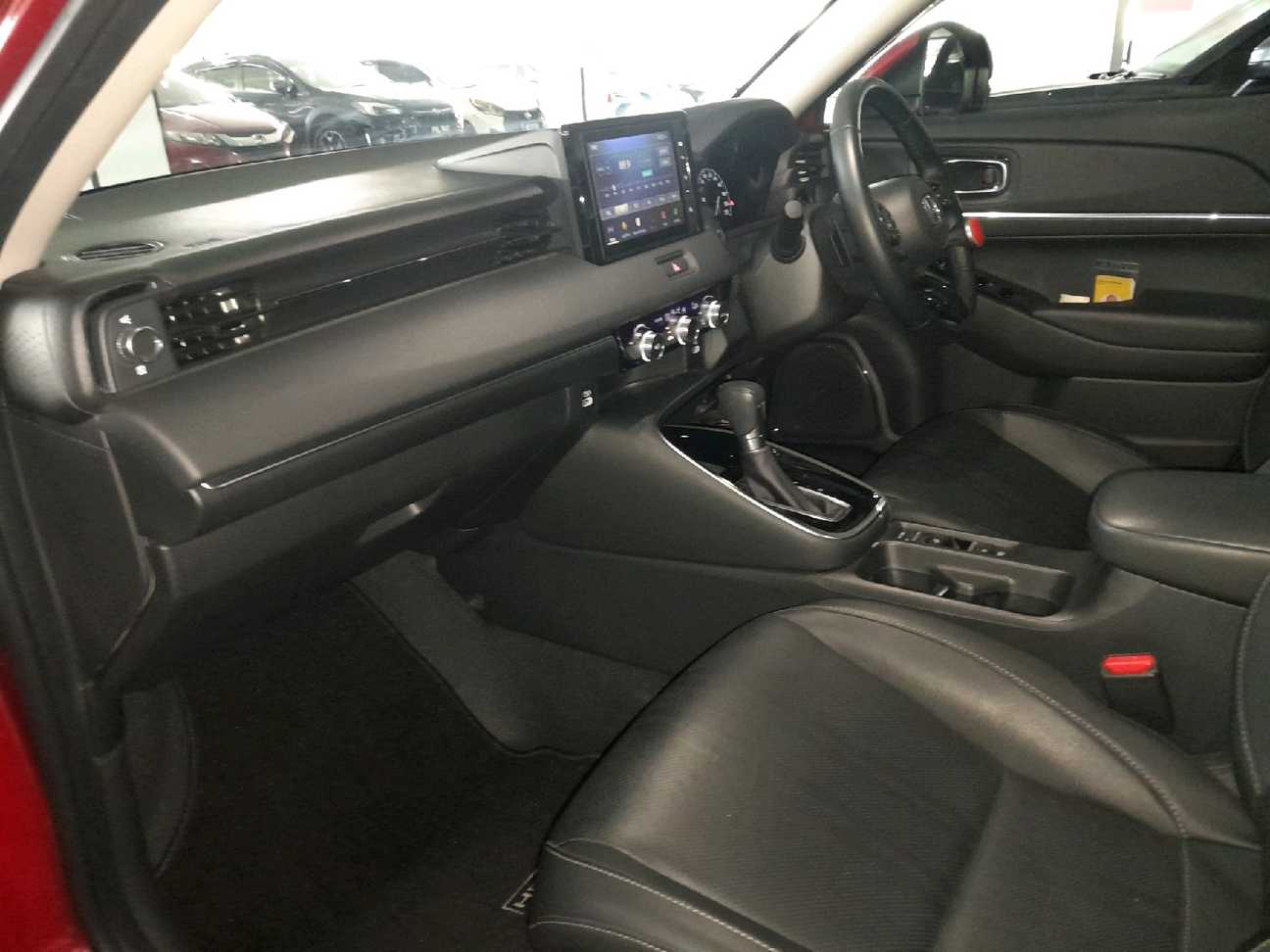 used 2024 Honda HR-V V 1.5