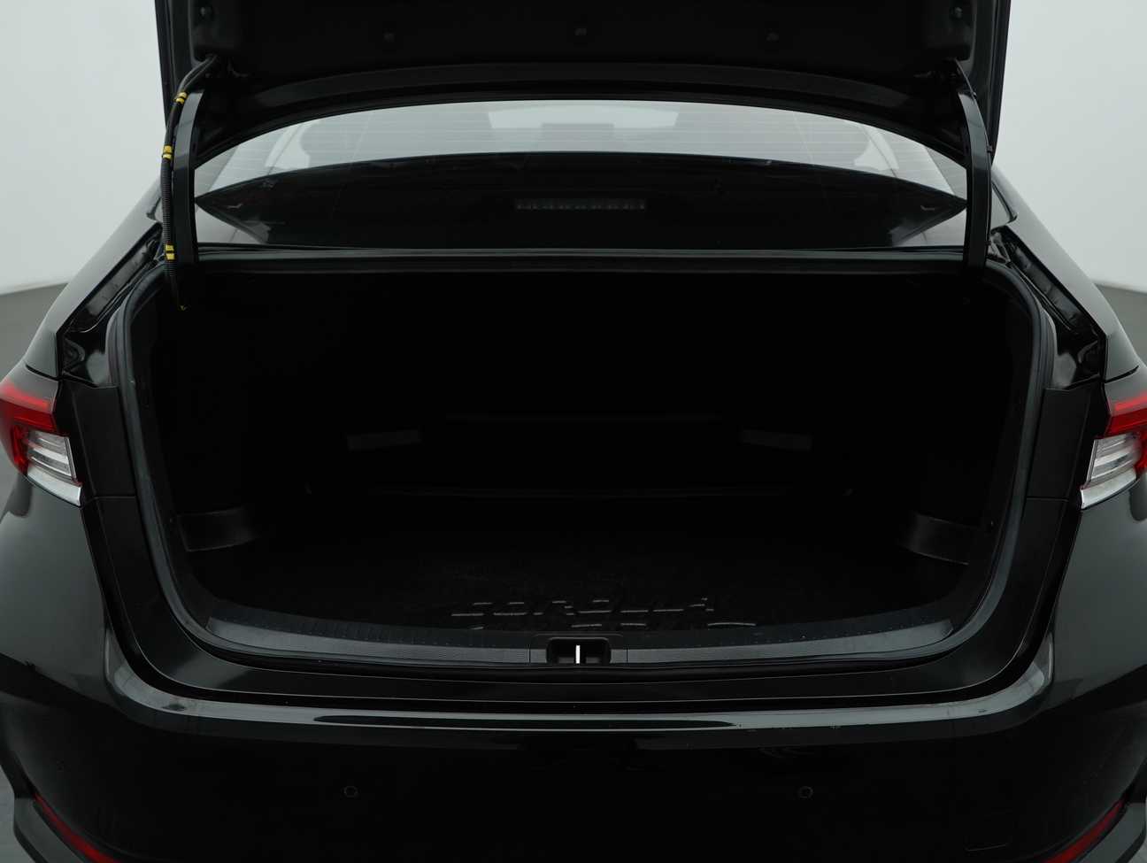 used 2021 Toyota Corolla Altis G 1.8