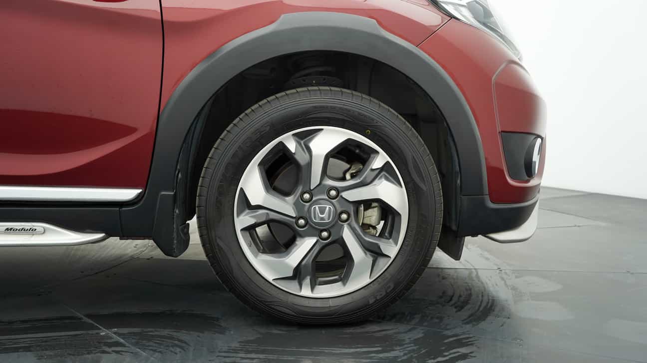 used 2018 Honda BR-V V 1.5