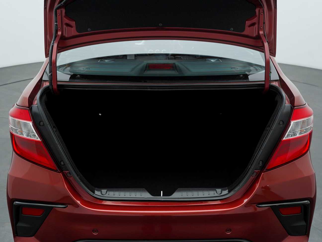 terpakai 2022 Perodua Bezza Advance 1.3