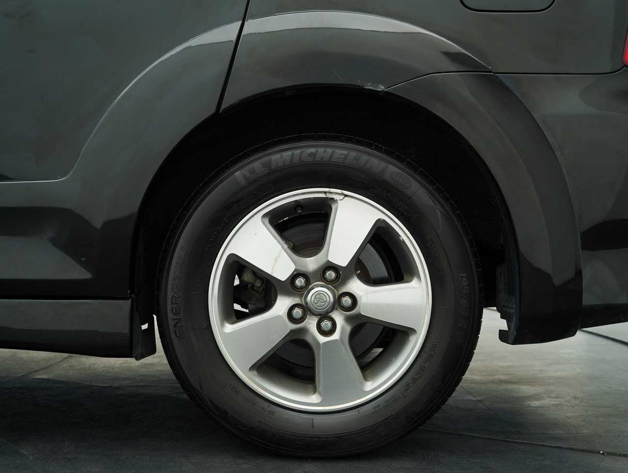 terpakai 2006 Toyota Wish  2.0