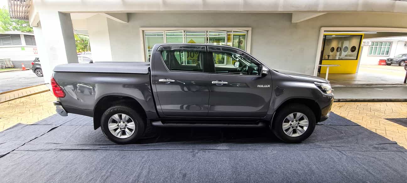 used 2016 Toyota HILUX DOUBLE CAB G 4X4 2.4