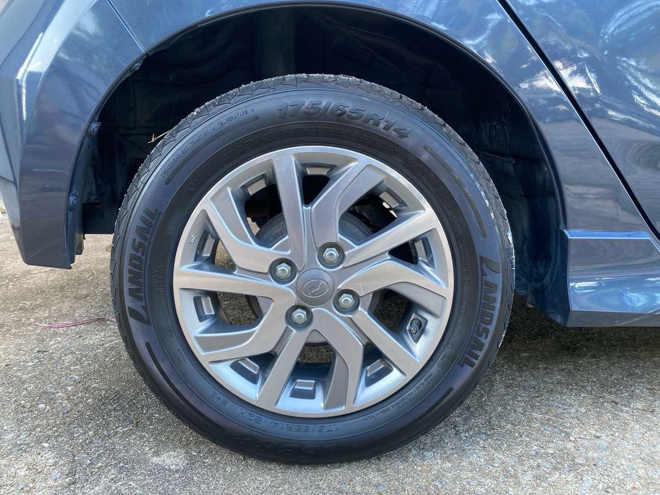 terpakai 2021 Perodua AXIA Advance 1.0