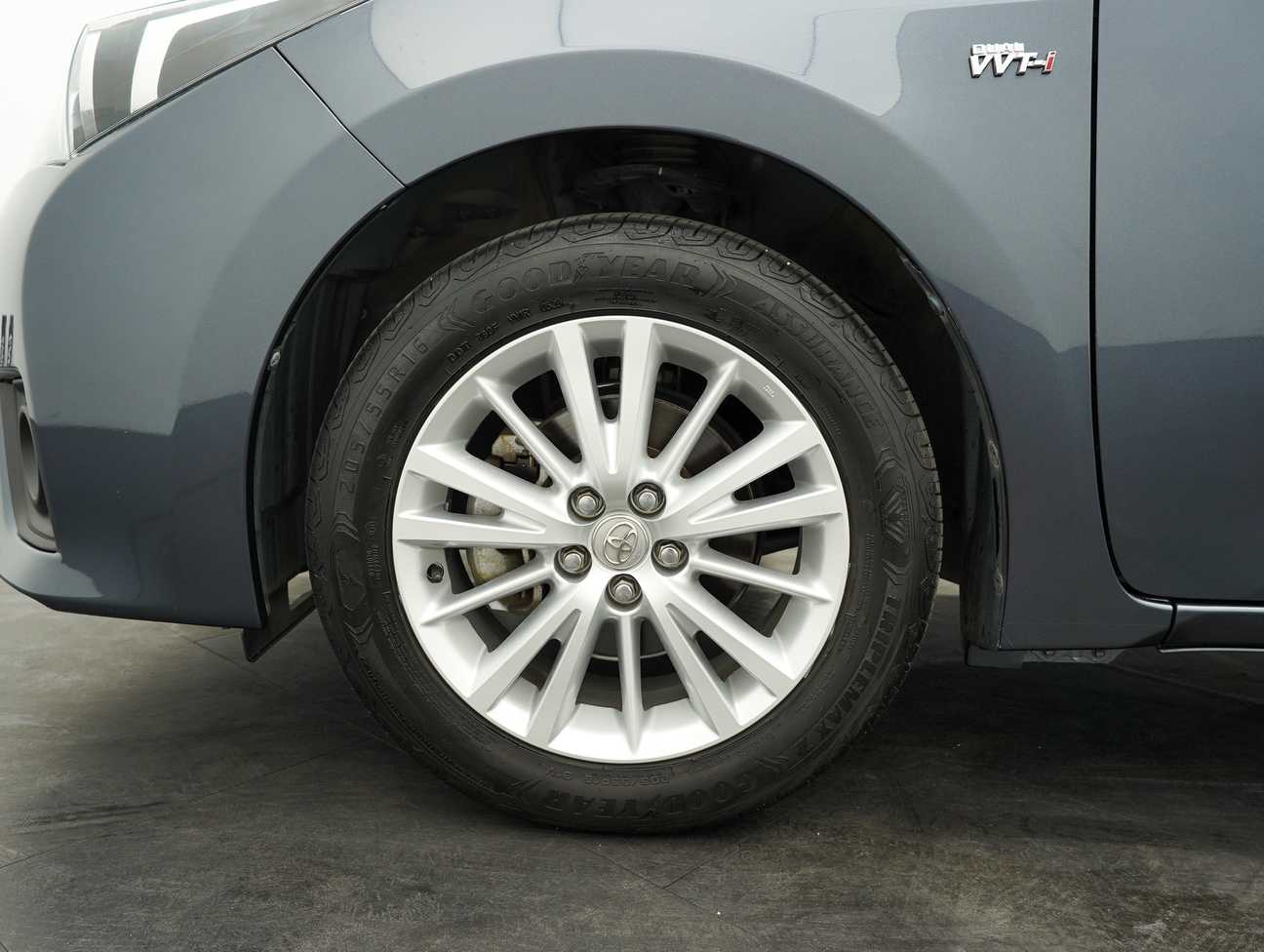 terpakai 2015 Toyota Corolla Altis G 1.8