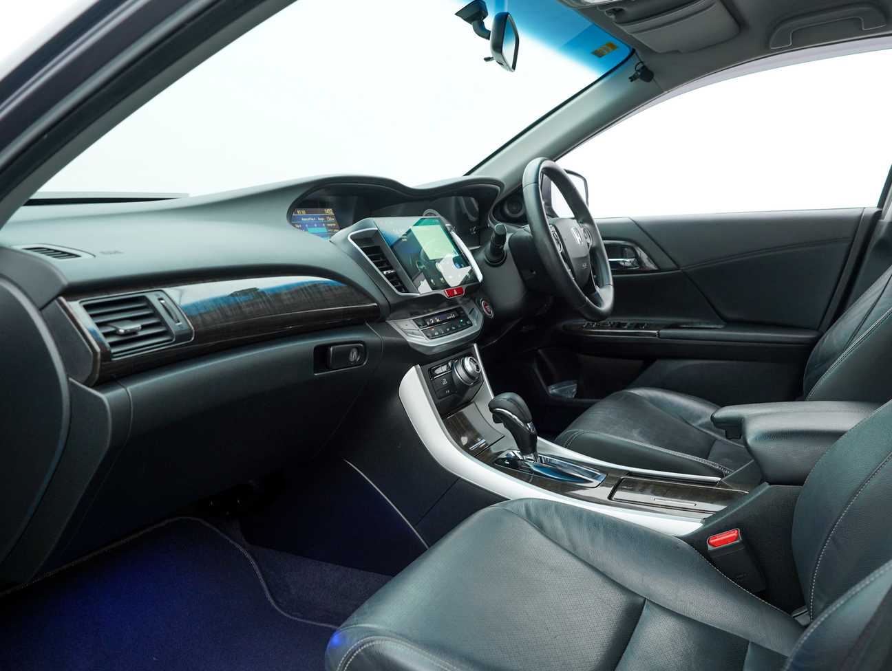 terpakai 2016 Honda Accord i-VTEC VTi-L 2.0