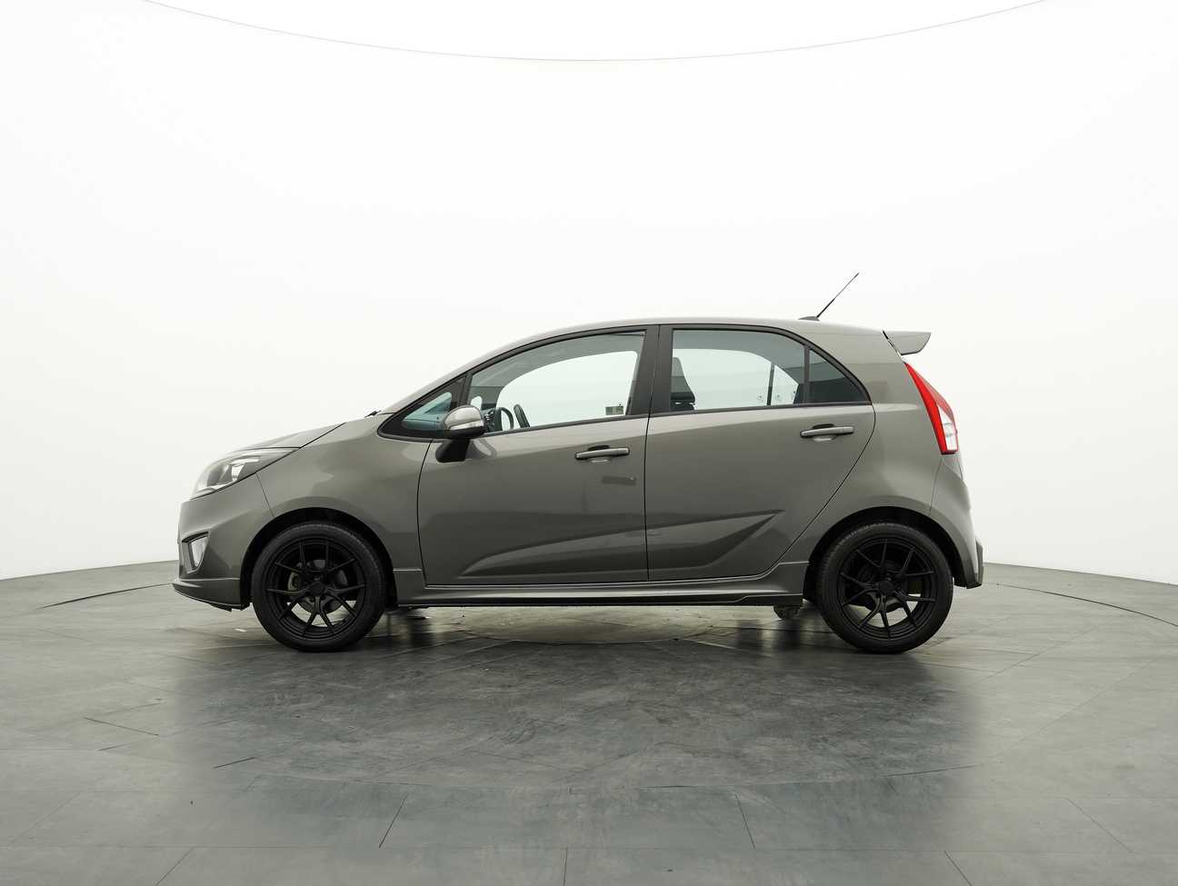 used 2014 Proton Iriz Executive 1.6