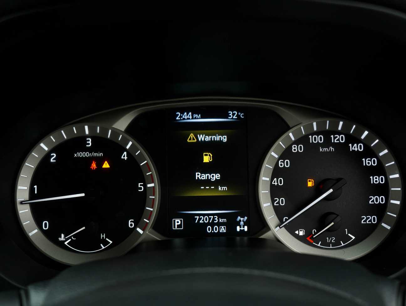 terpakai 2017 Nissan Navara NP300 VL 2.5