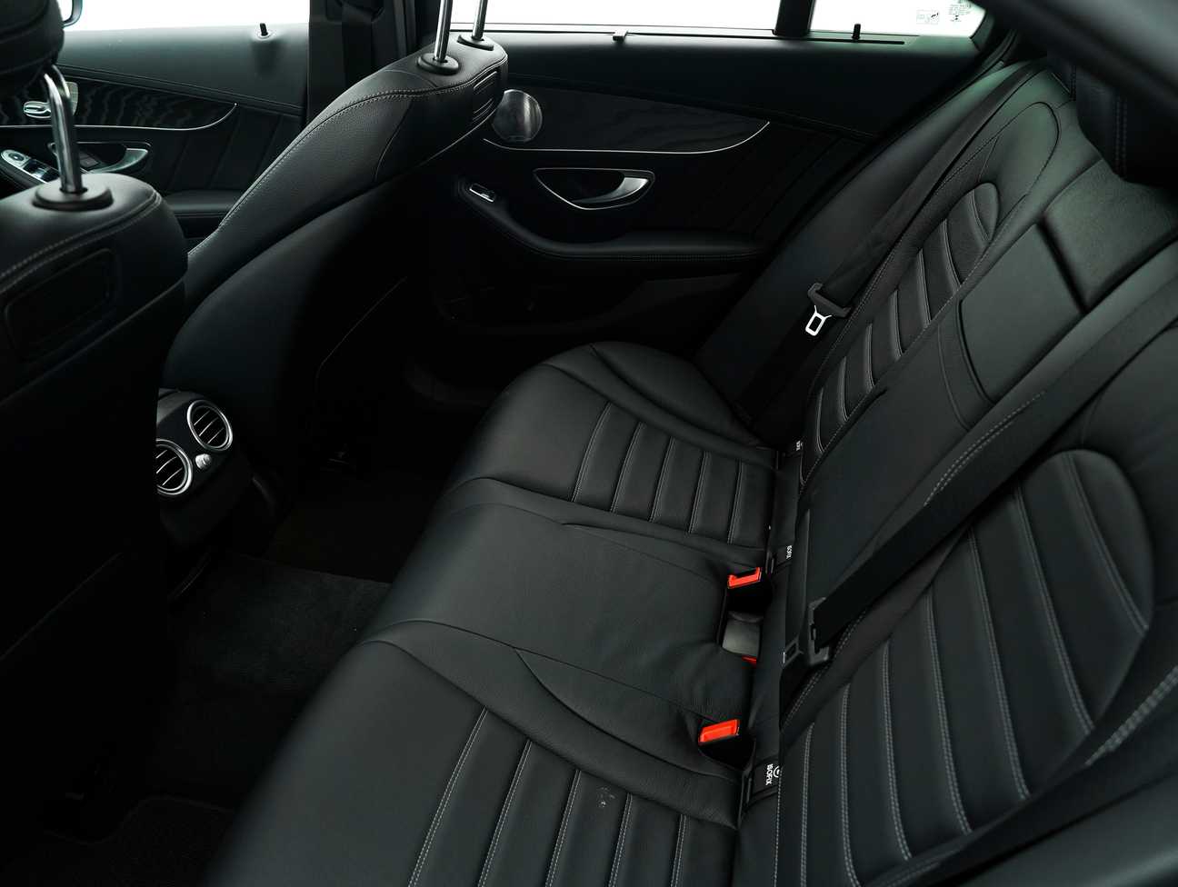 used 2018 Mercedes-Benz C250 AMG Line 2.0