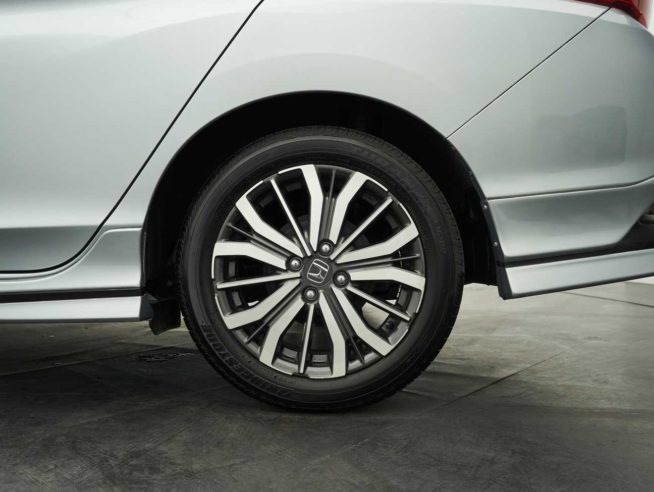 used 2017 Honda CITY HYBRID 1.5