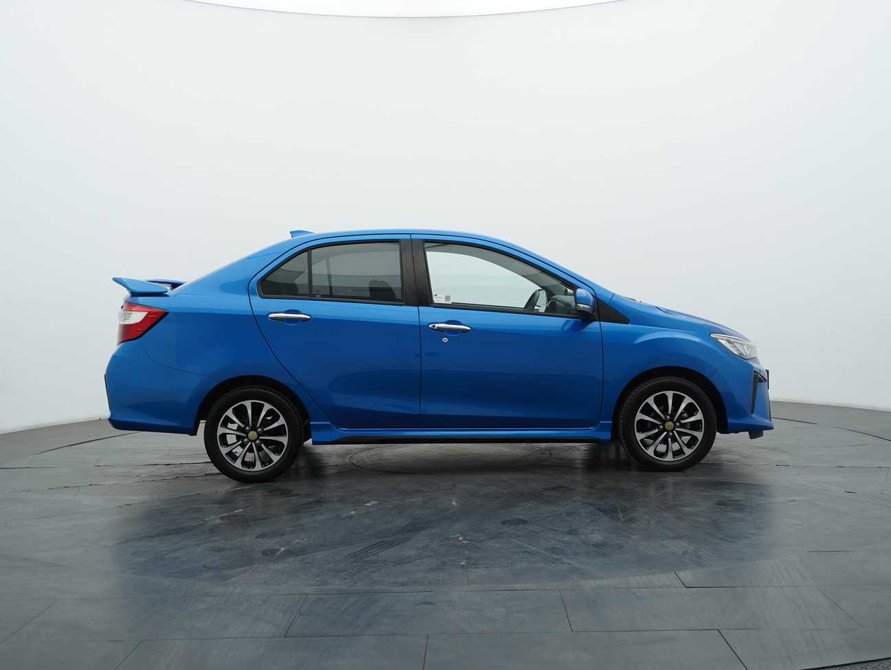 terpakai 2021 Perodua Bezza Advance 1.3