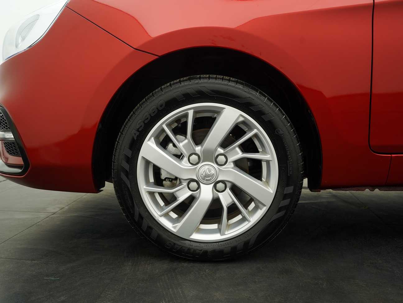 terpakai 2022 Proton Saga Premium 1.3