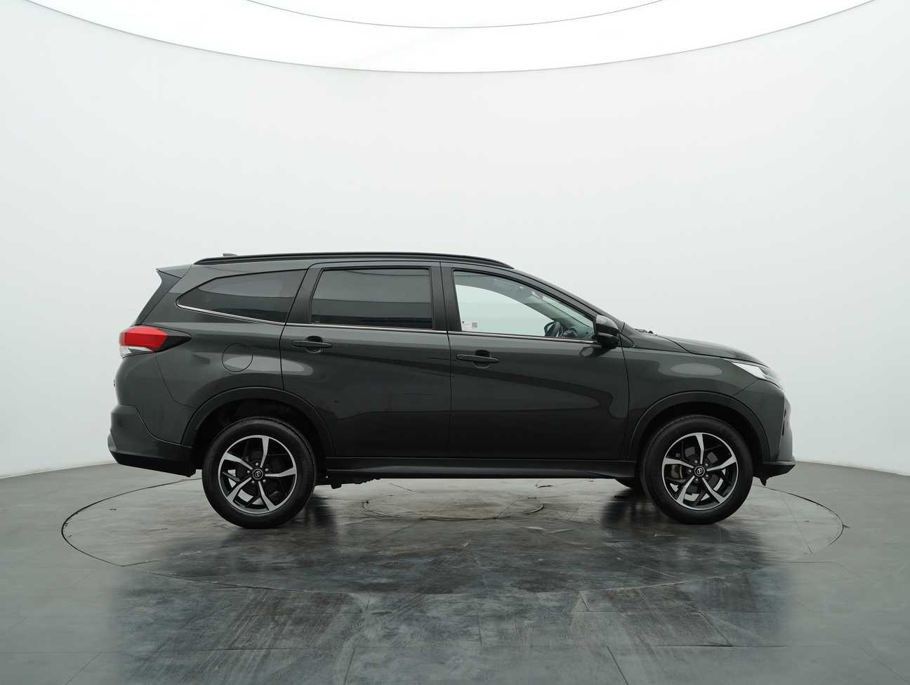terpakai 2021 Perodua Aruz AV 1.5
