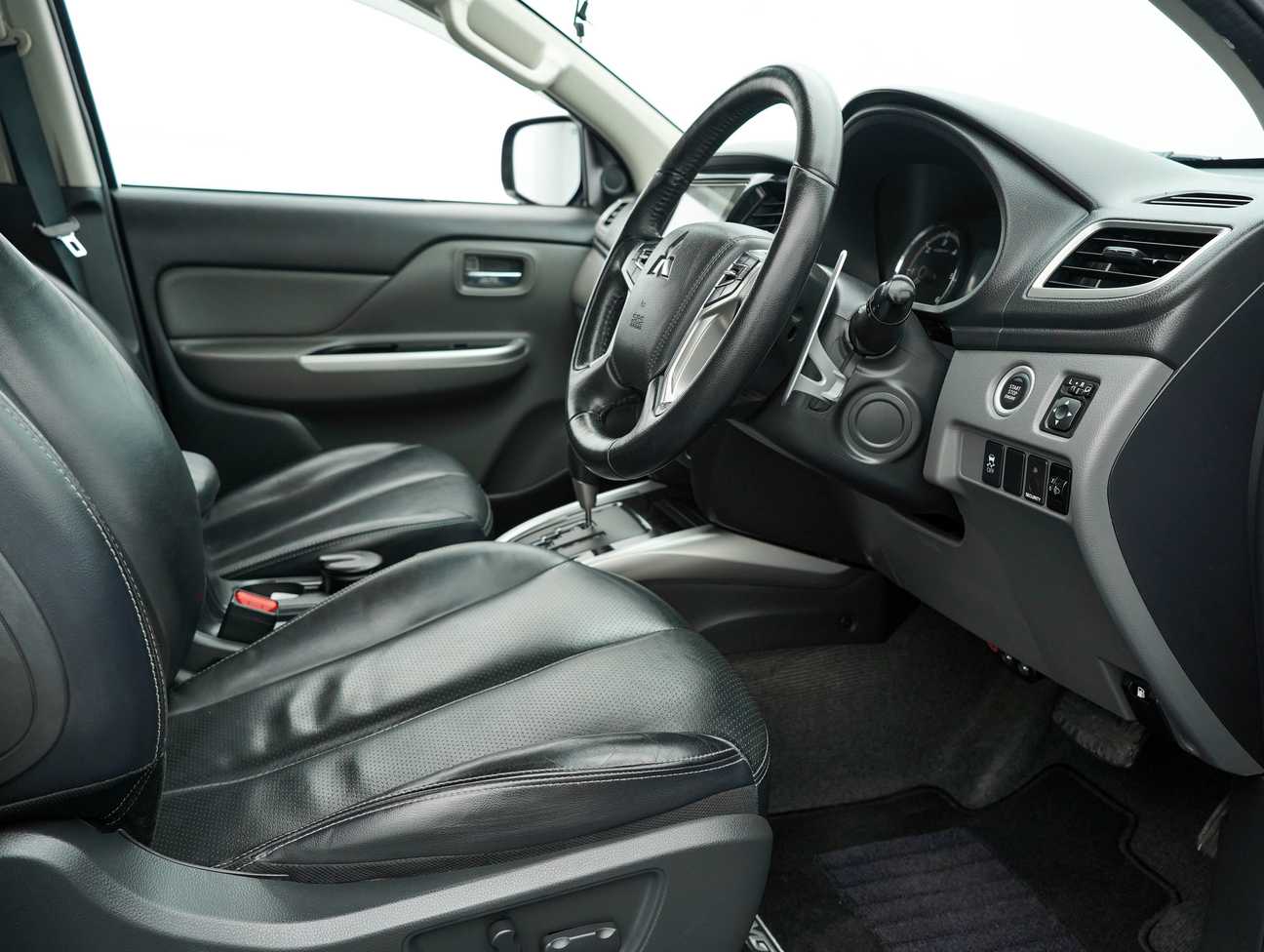 used 2018 Mitsubishi TRITON VGT HS 4WD DC 2.4