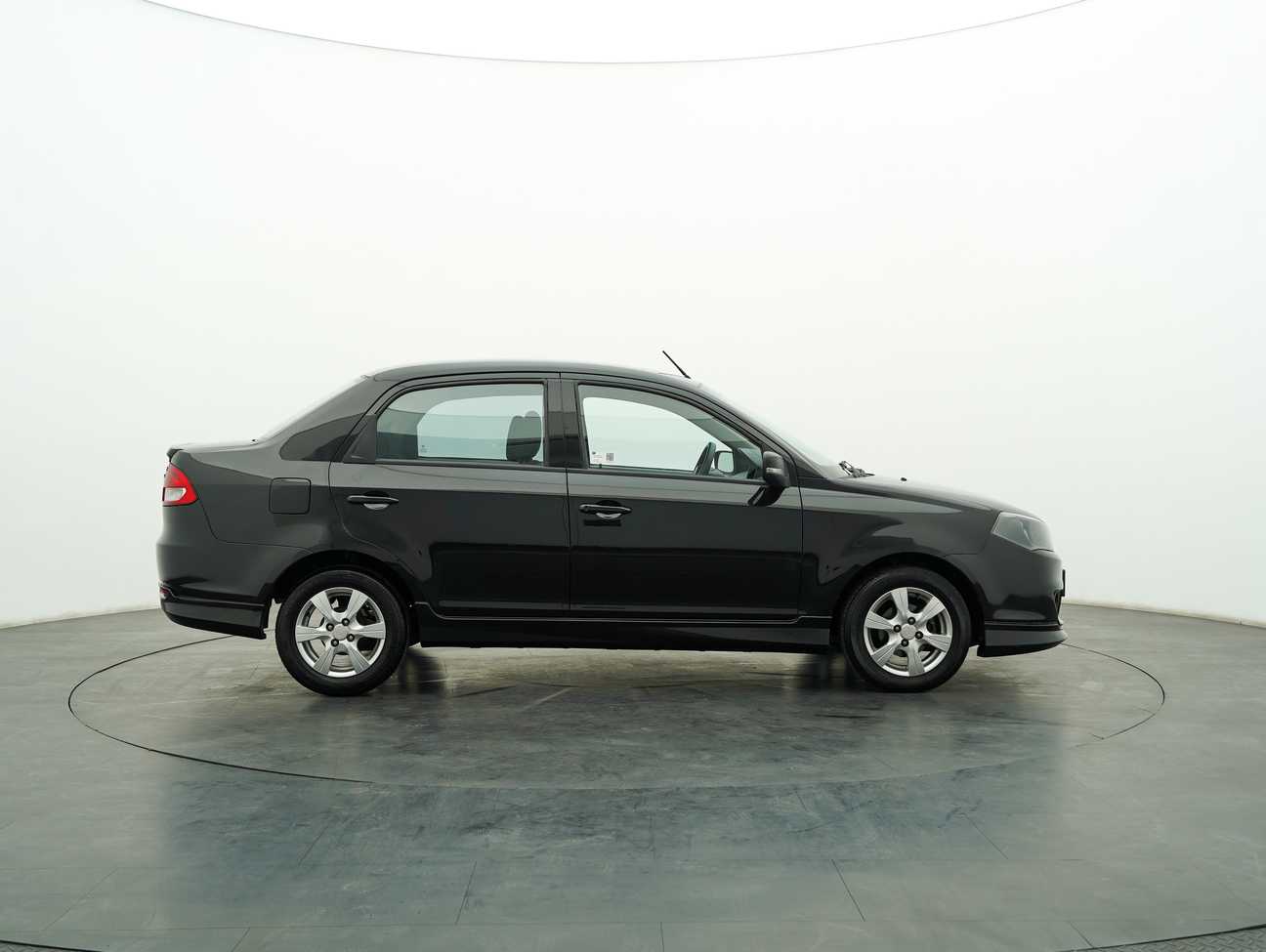 used 2015 Proton Saga FLX Plus 1.3