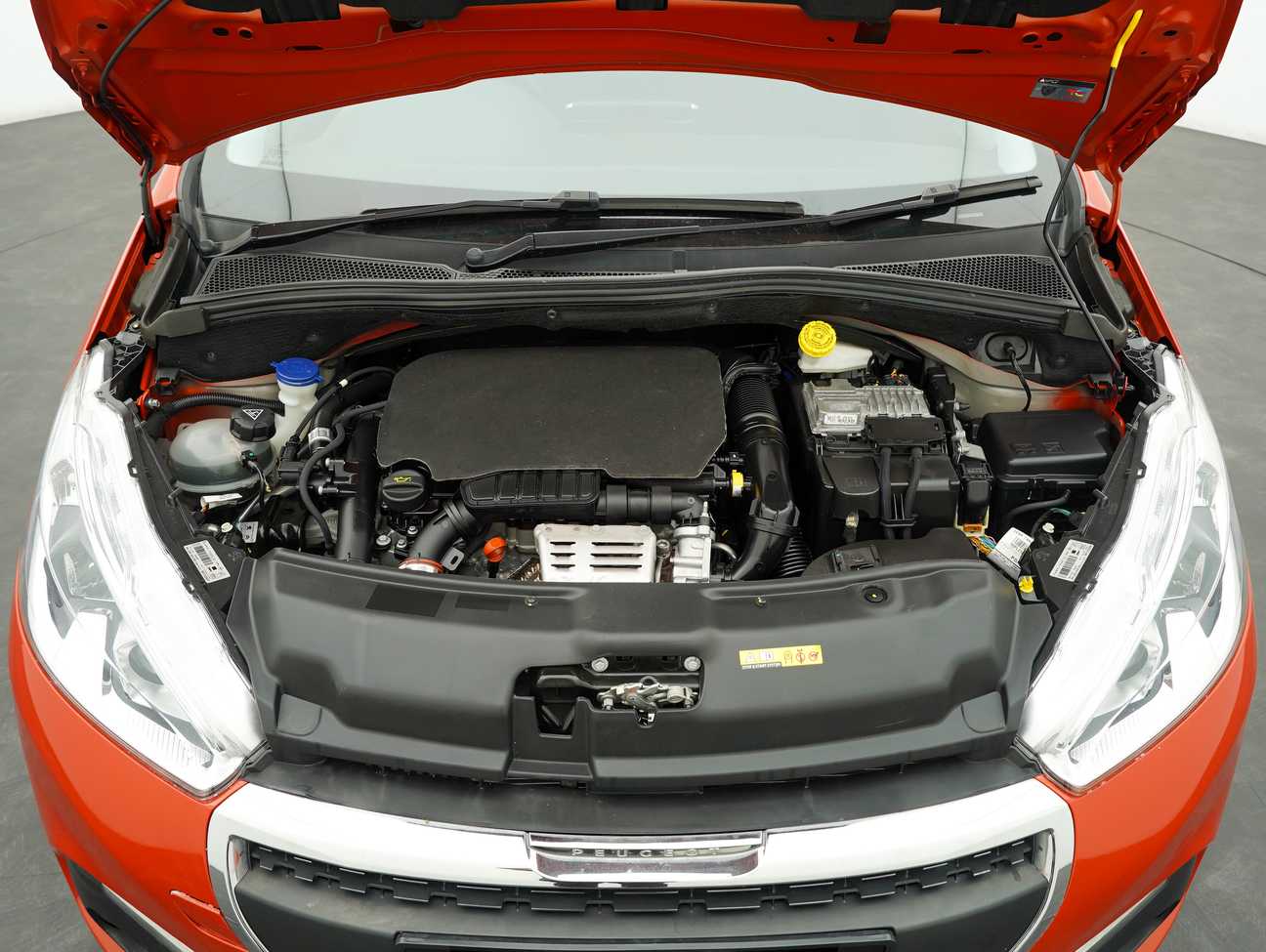 terpakai 2019 Peugeot 208 PureTech 1.2