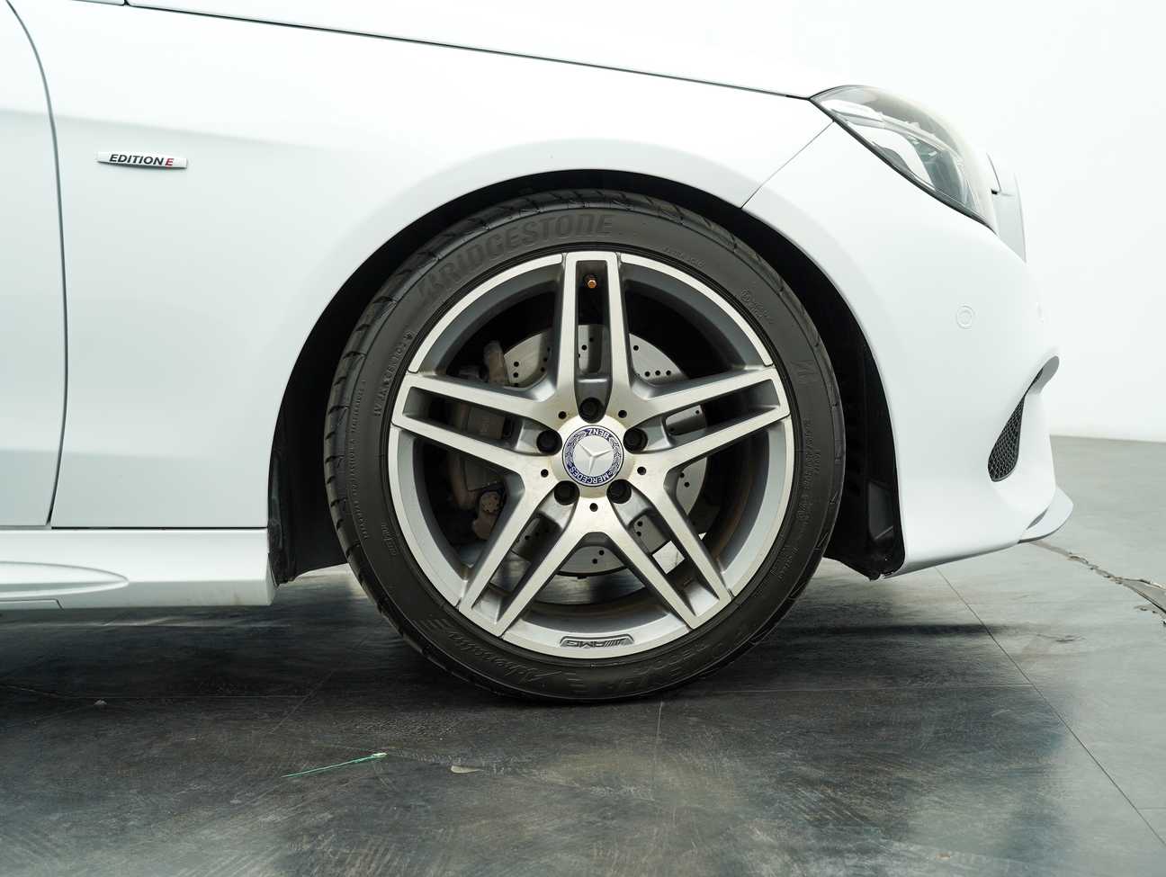 terpakai 2016 Mercedes-Benz E250 Avantgarde CGI 2.0