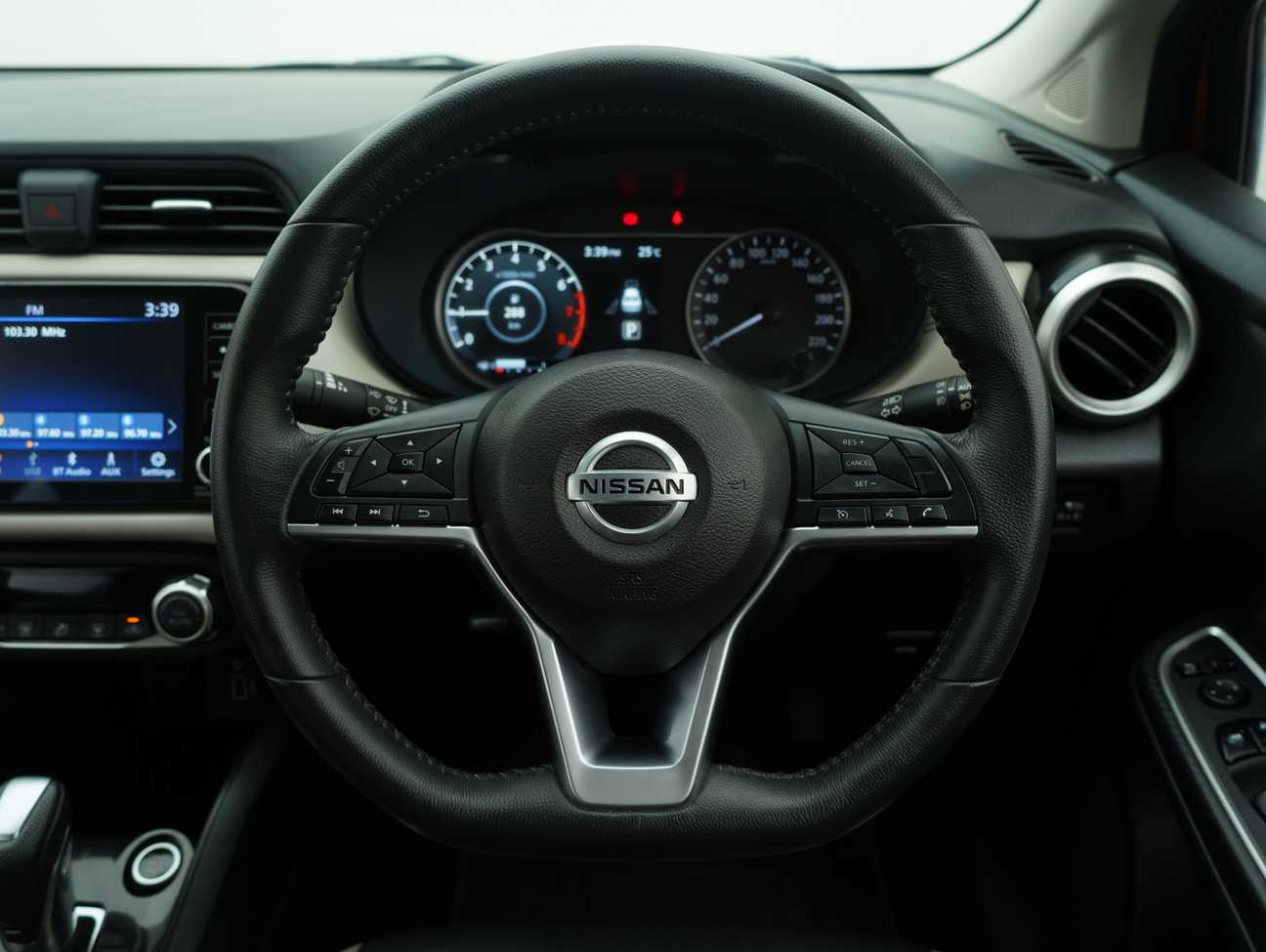 terpakai 2021 Nissan Almera VLT 1.0