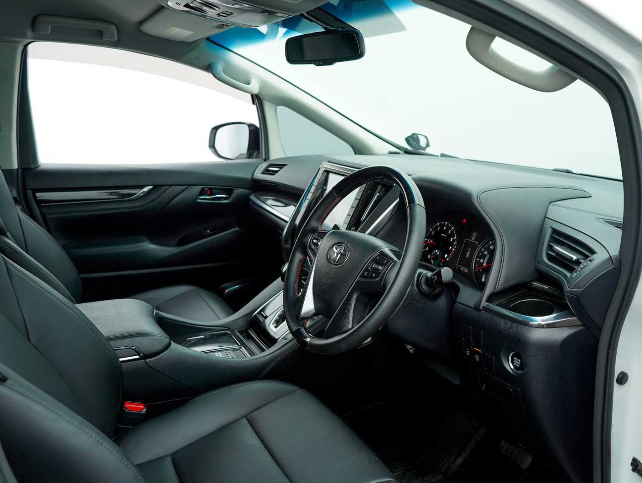 used 2016 Toyota Vellfire  2.5