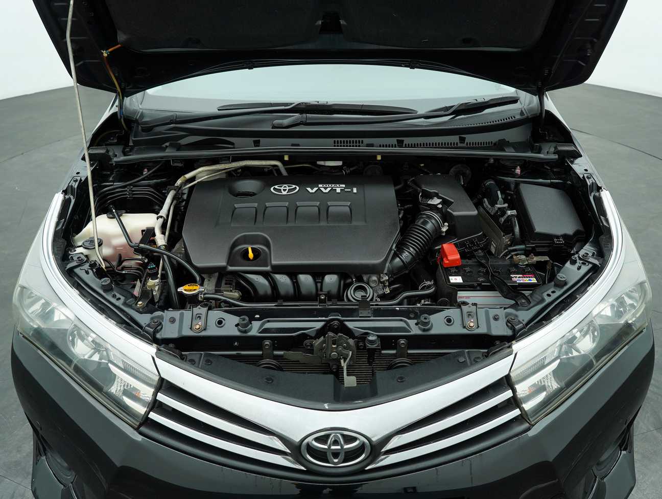 used 2014 Toyota Corolla Altis E 1.8