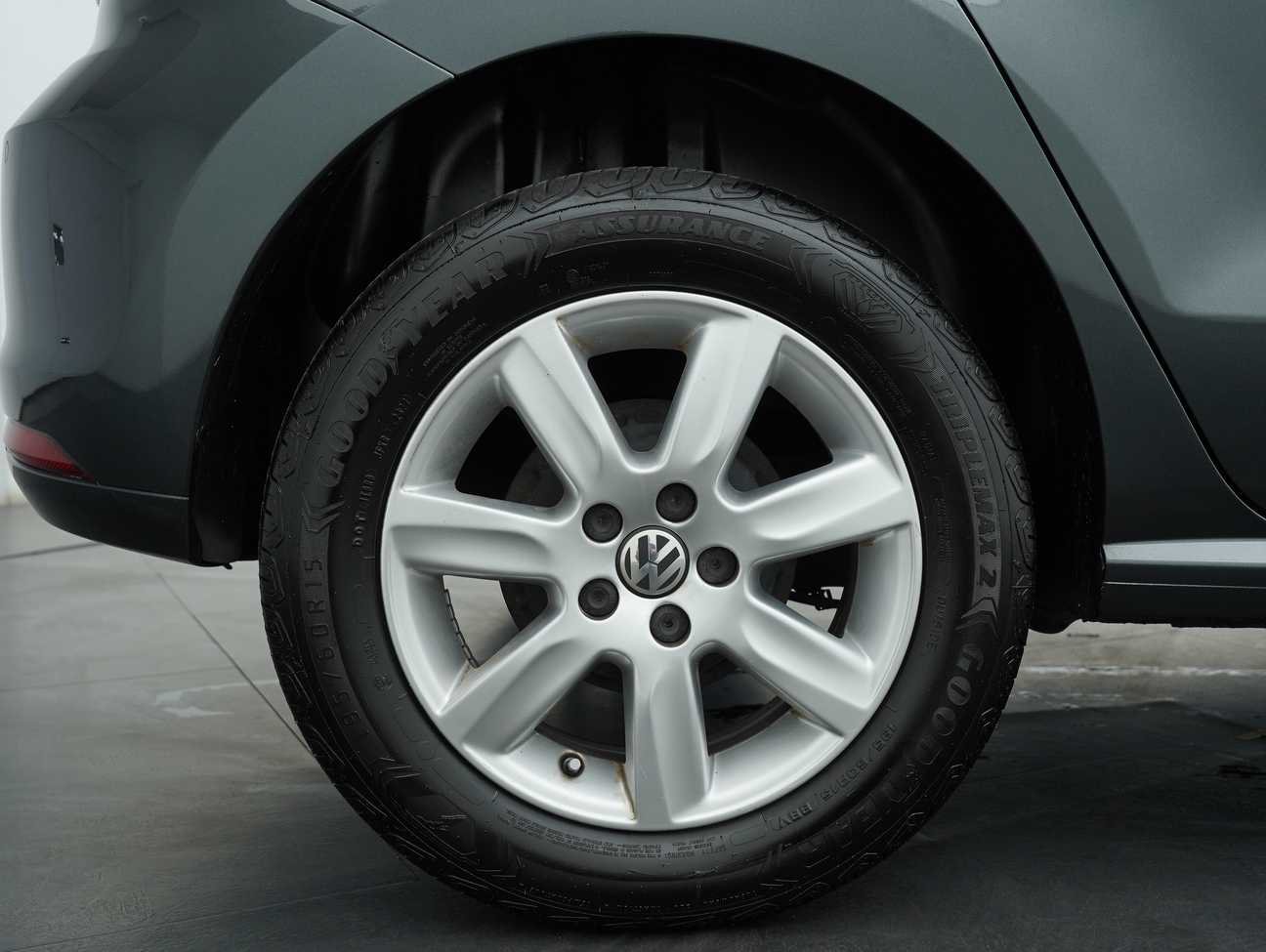 terpakai 2015 Volkswagen Polo  1.6