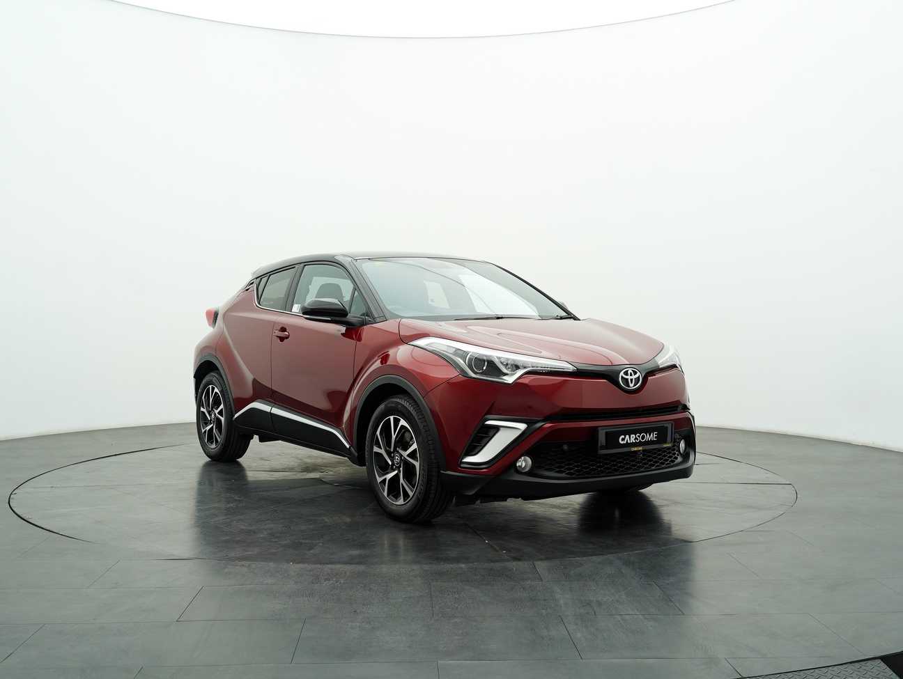 used 2019 Toyota C-HR  1.8
