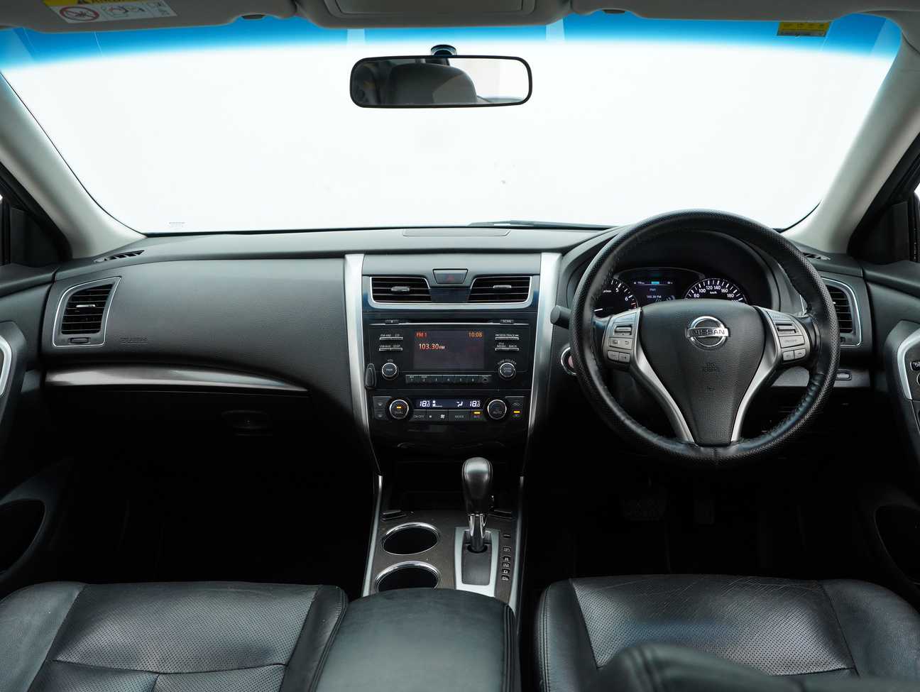 used 2018 Nissan Teana XL 2.0