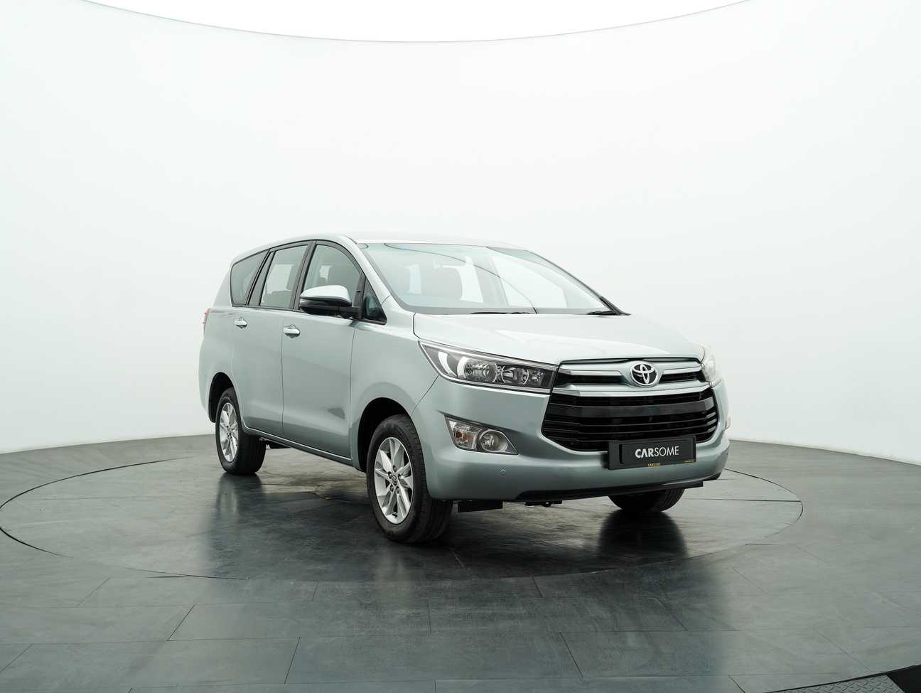 terpakai 2020 Toyota Innova G 2.0