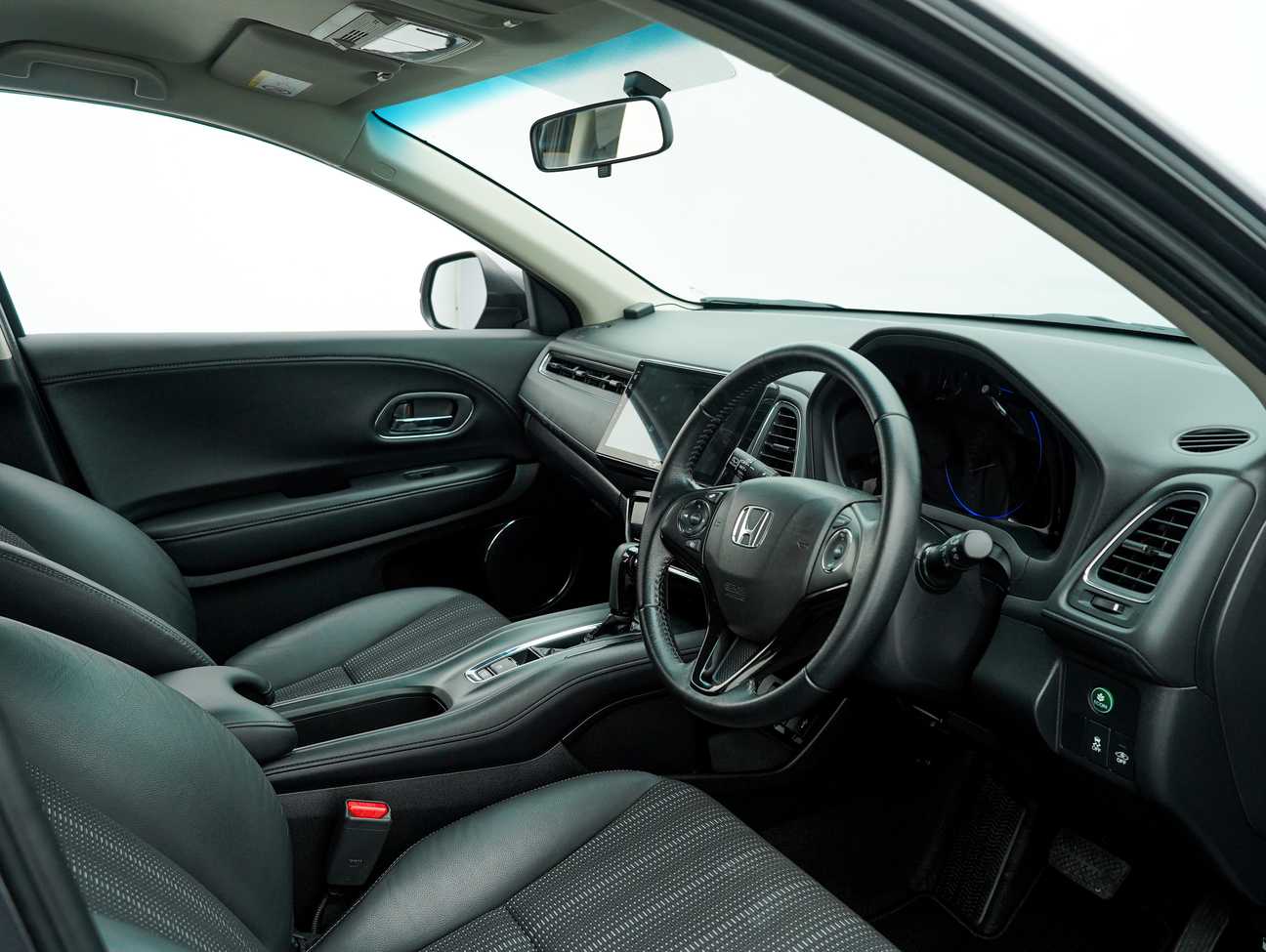 terpakai 2018 Honda HR-V i-VTEC V 1.8