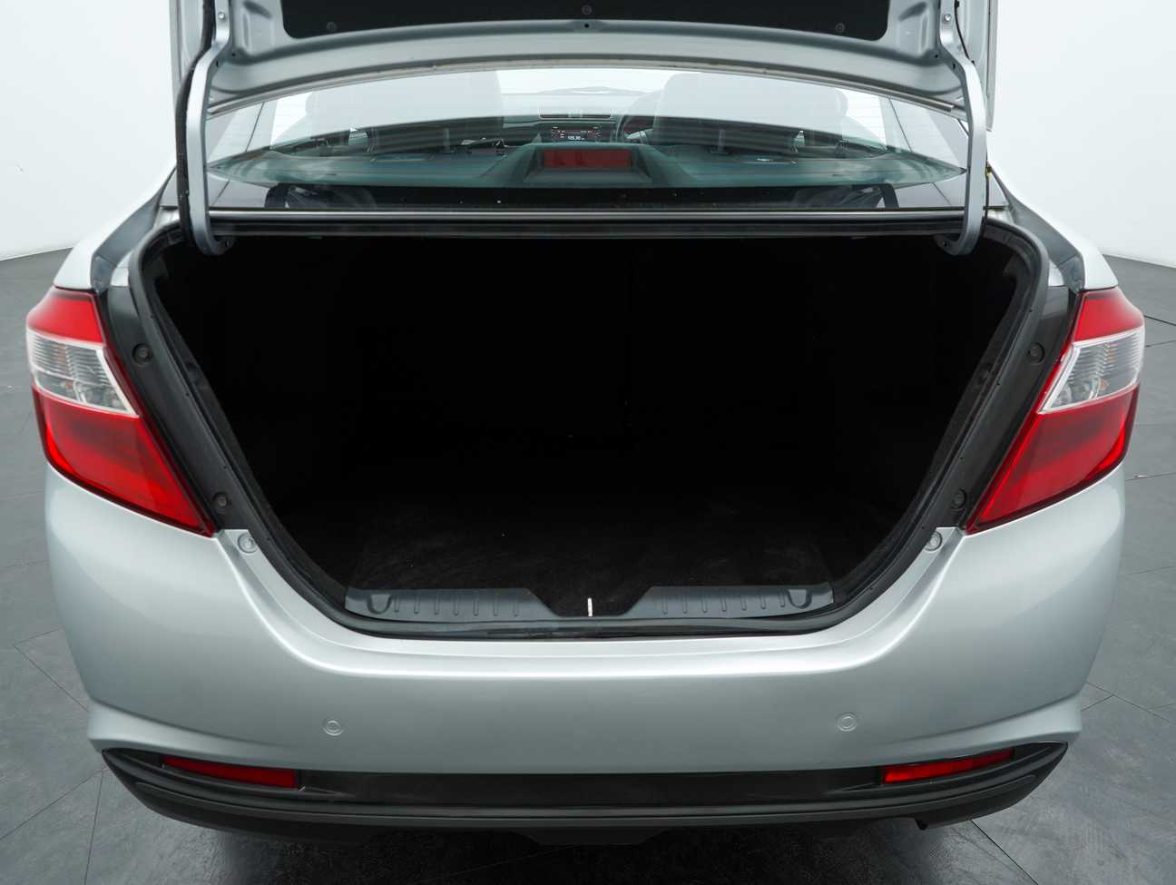 terpakai 2017 Perodua Bezza Advance 1.3