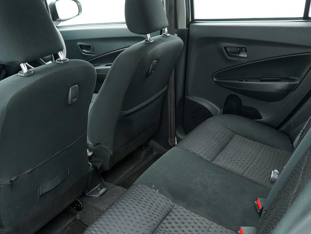 terpakai 2015 Perodua AXIA G 1.0