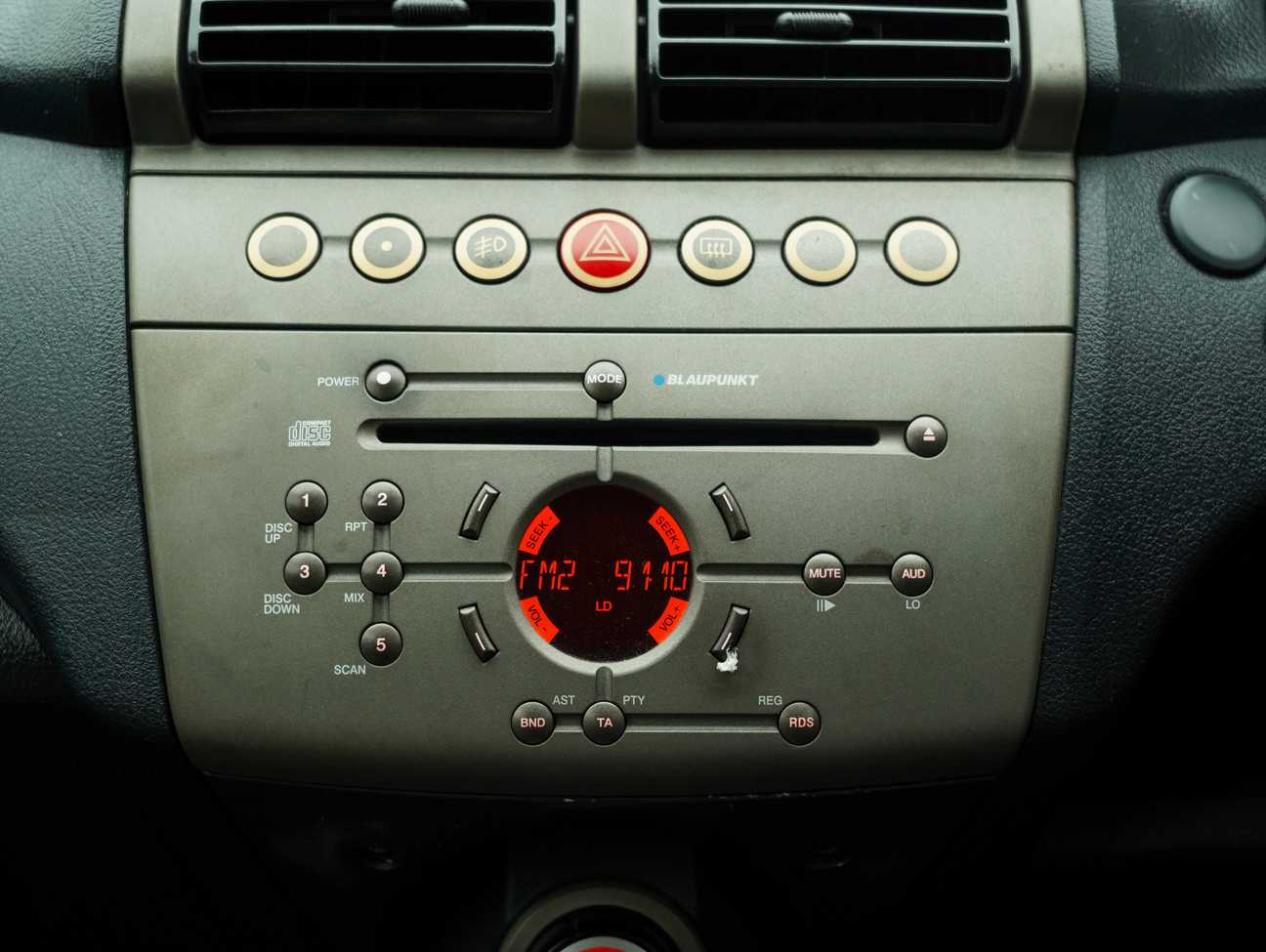 used 2010 Proton Persona Elegance Medium Line 1.6