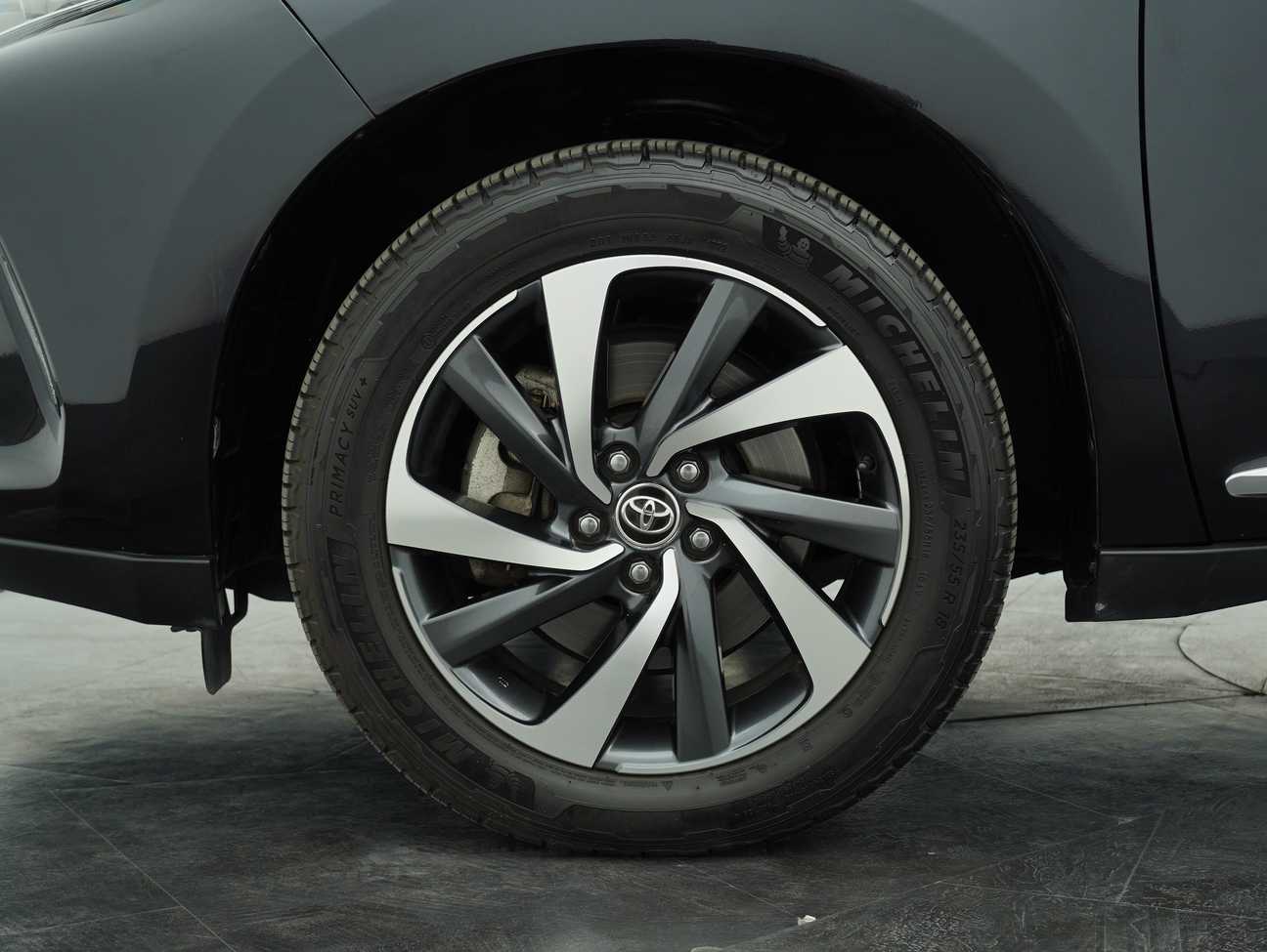 terpakai 2018 Toyota Harrier Premium 2.0