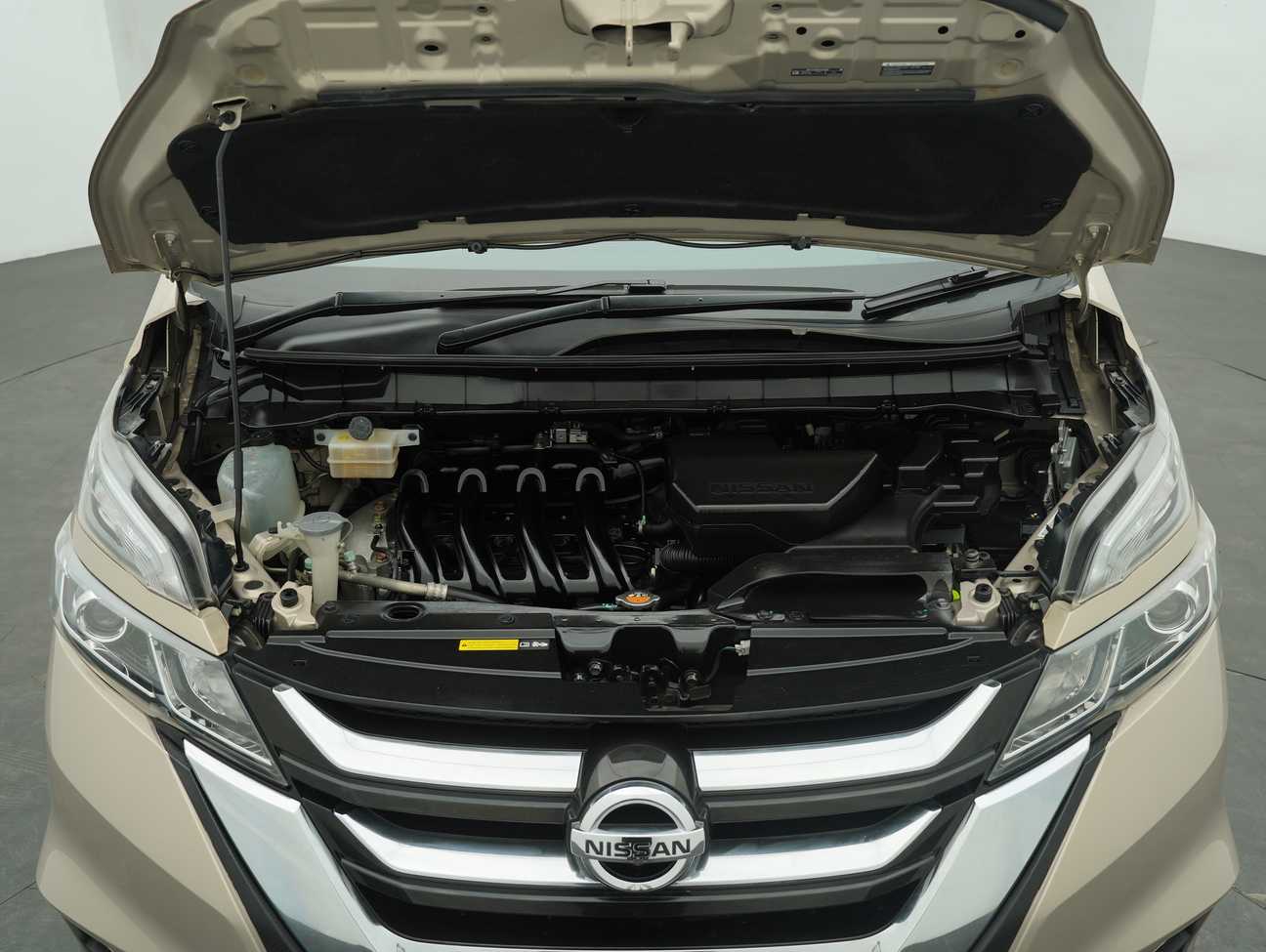 used 2019 Nissan Serena S-Hybrid High-Way Star Premium 2.0