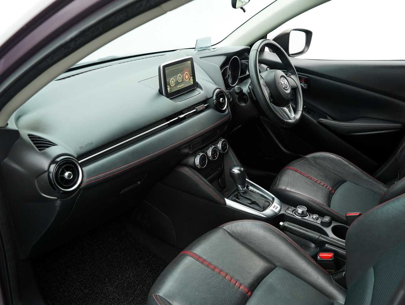 terpakai 2017 Mazda 2 HATCHBACK SKYACTIV 1.5