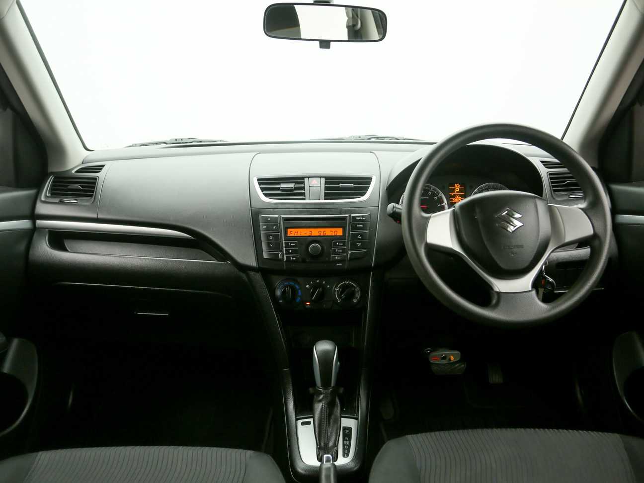 used 2014 Suzuki SWIFT  1.4