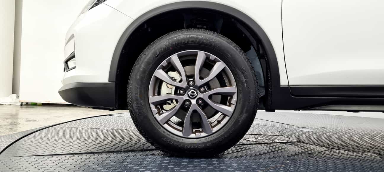 terpakai 2021 Nissan X-TRAIL CVT 2.0