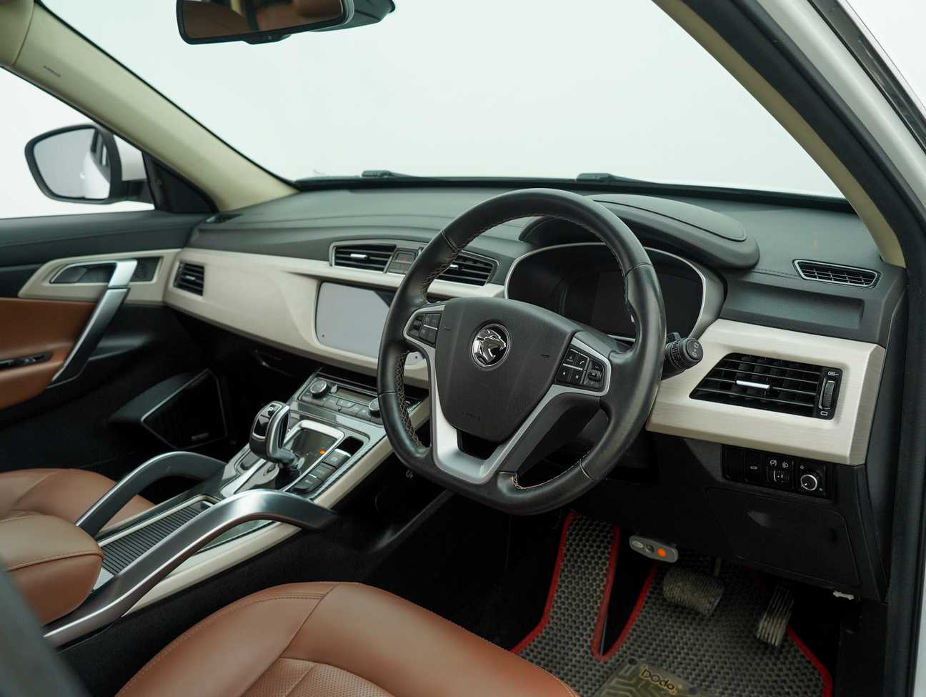 used 2020 Proton X70 Premium 1.8