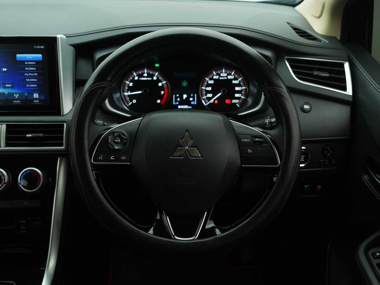 used 2023 Mitsubishi Xpander  1.5