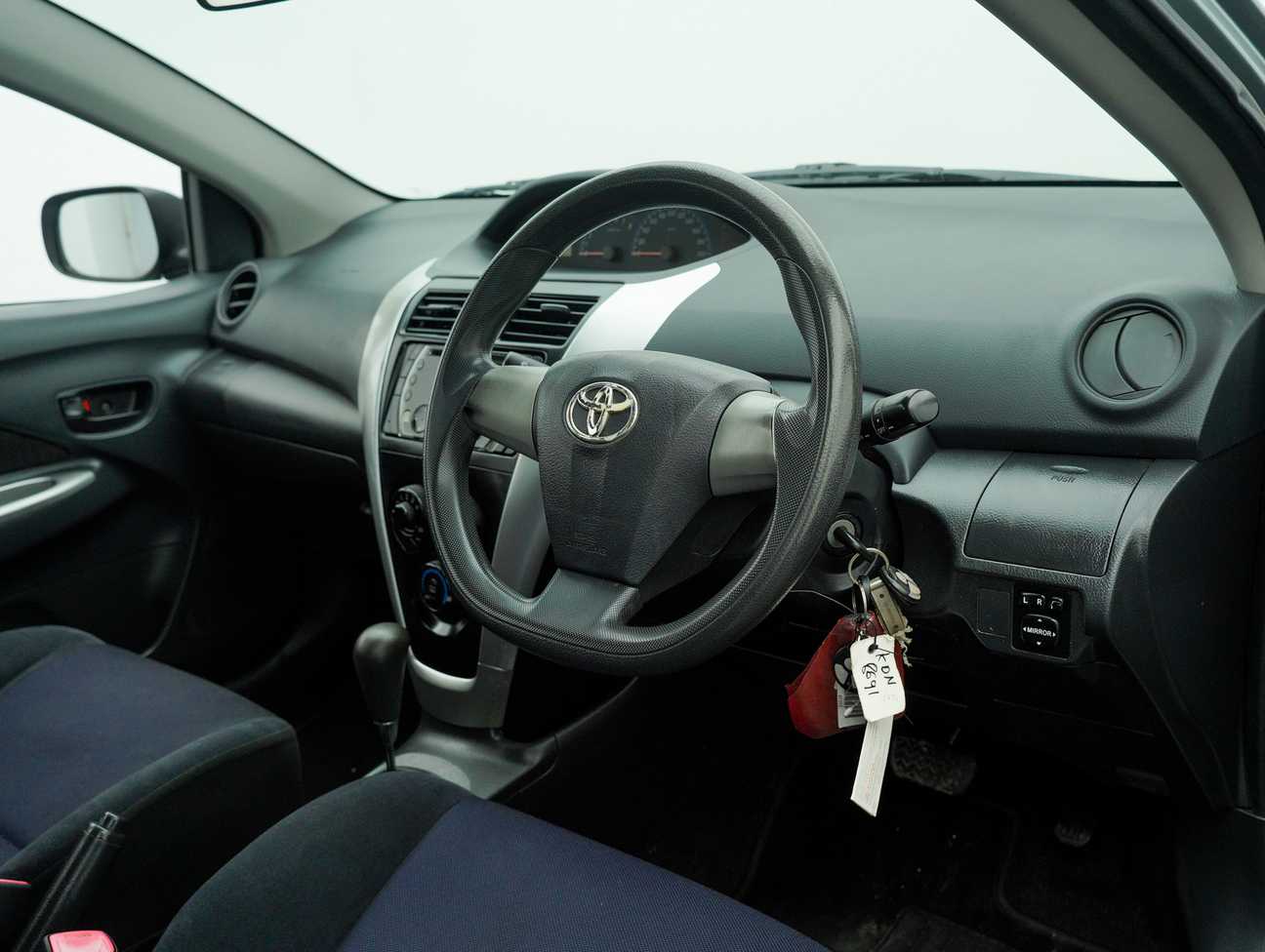 terpakai 2013 Toyota Vios E 1.5