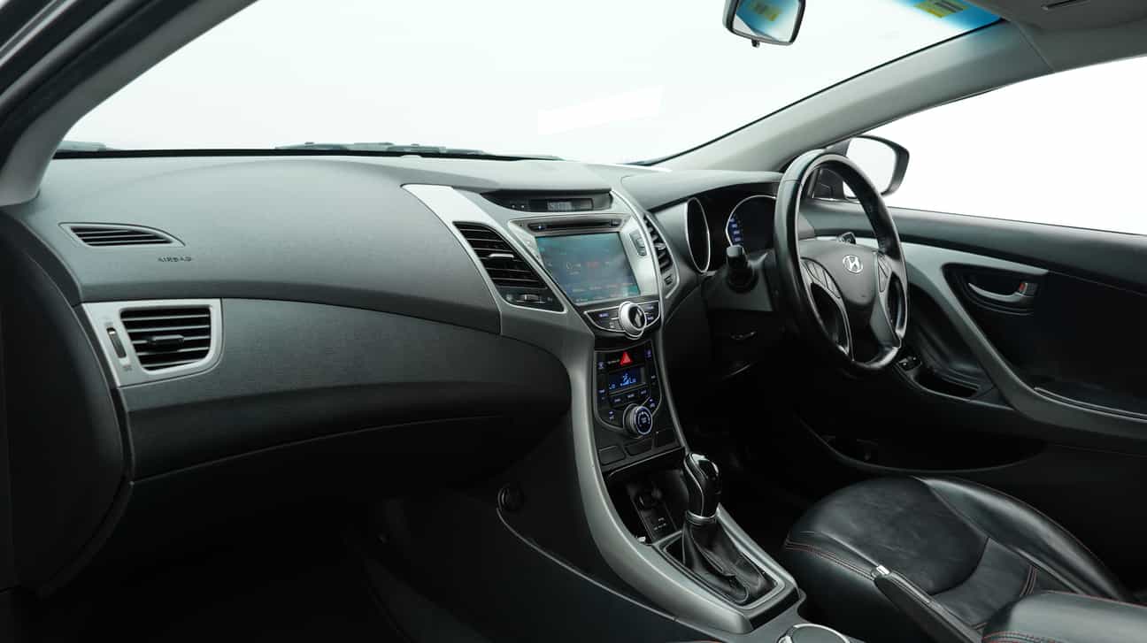 used 2015 Hyundai ELANTRA  1.8