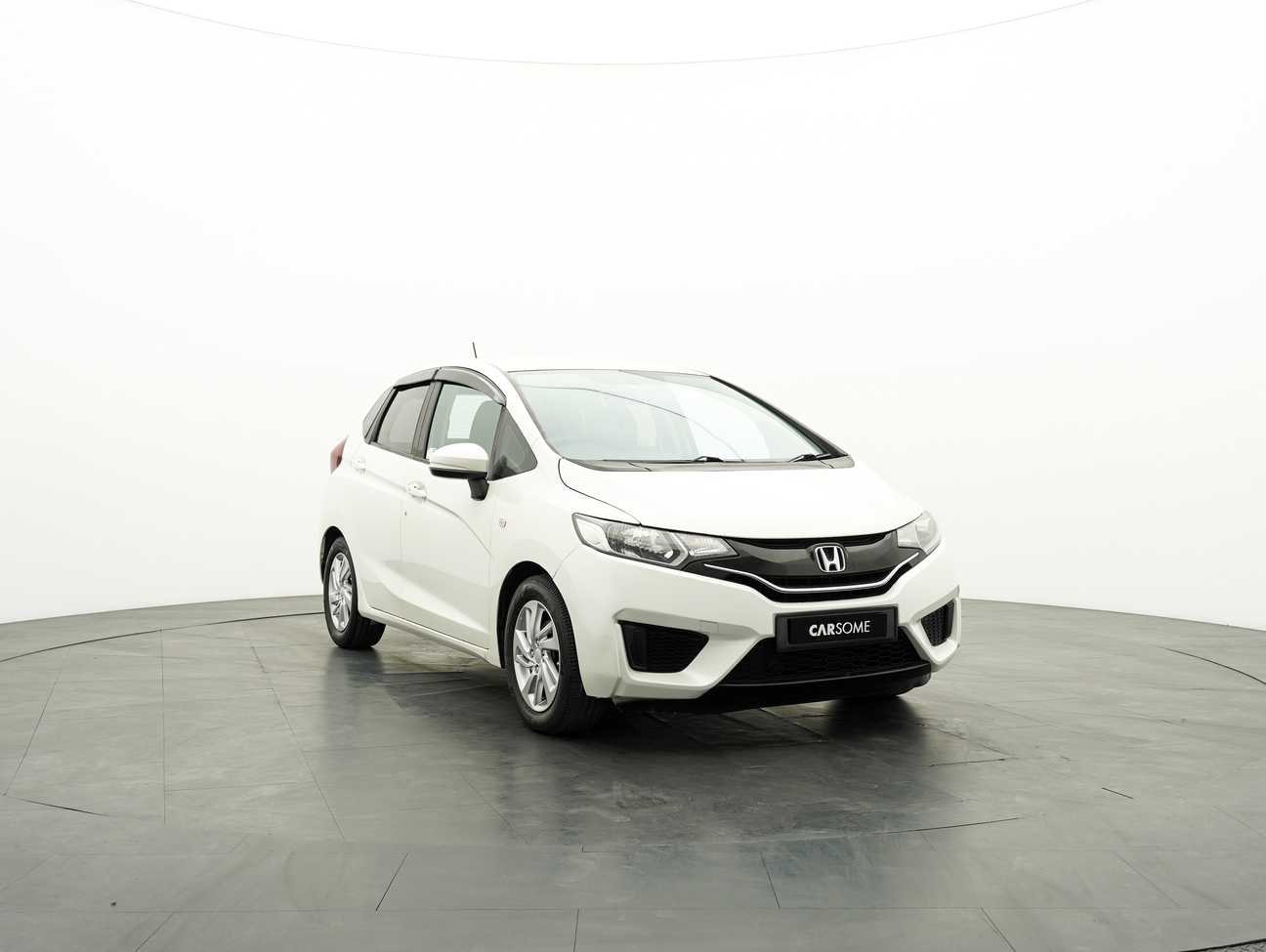 used 2014 Honda Jazz E 1.5