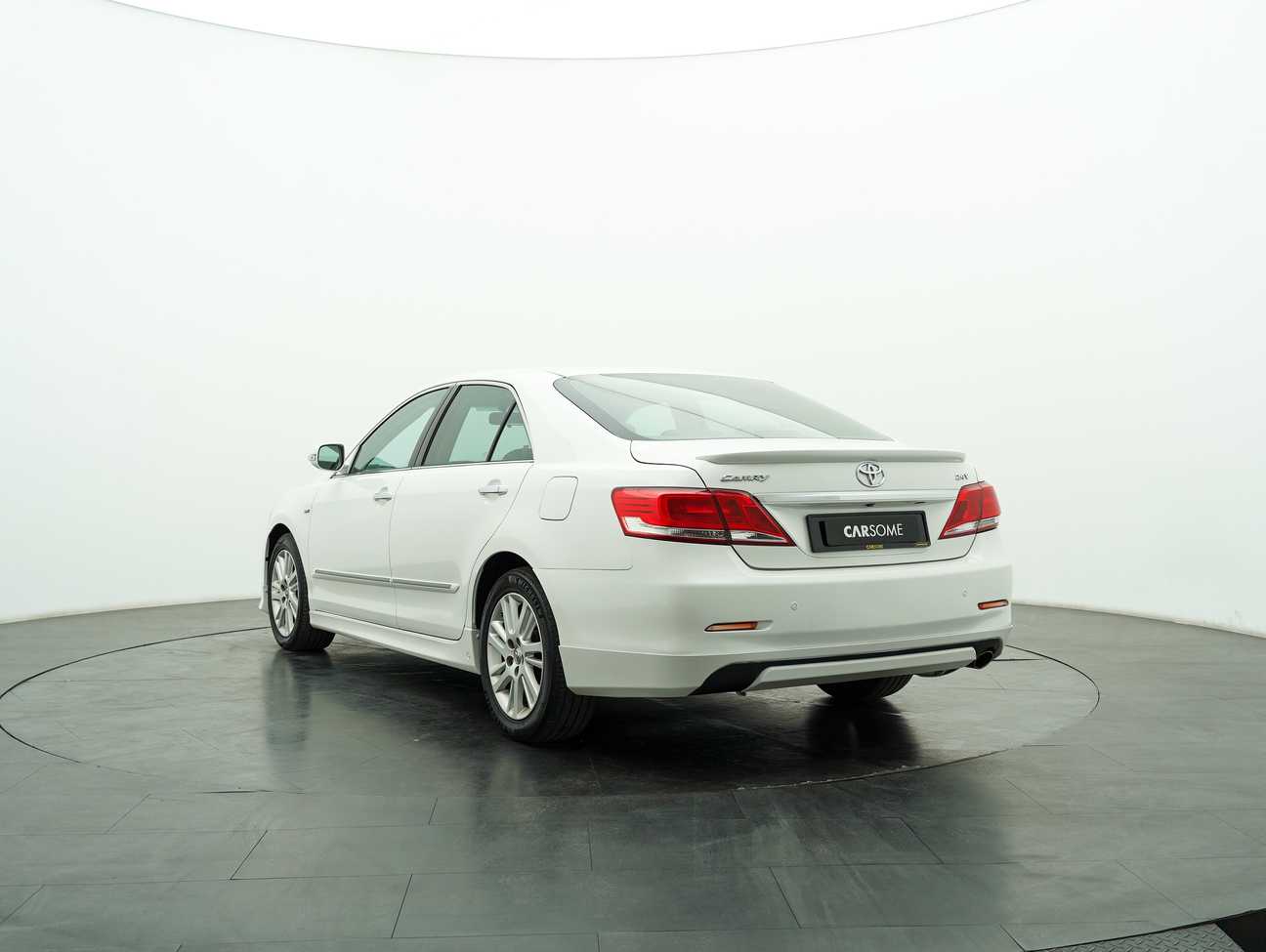 used 2011 Toyota Camry V 2.4