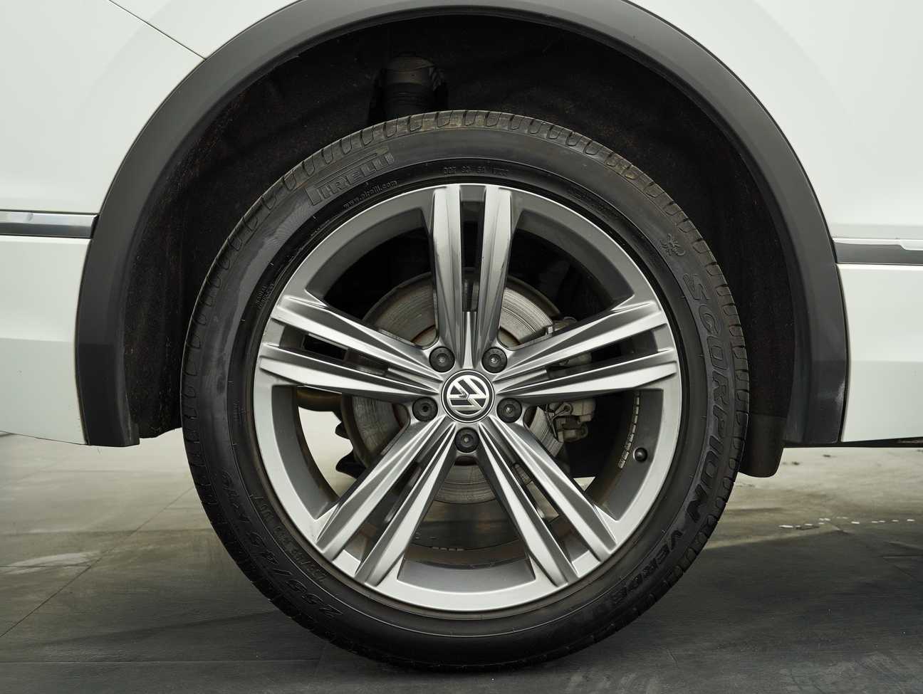 used 2021 Volkswagen Tiguan Allspace R-Line 4MOTION 2.0