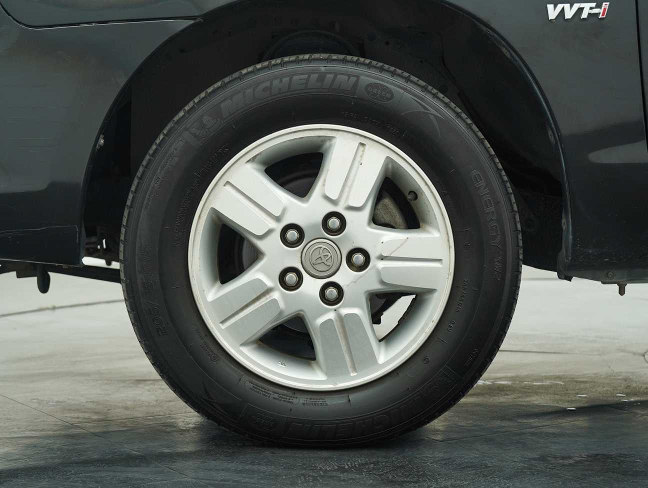 used 2007 Toyota Innova E 2.0